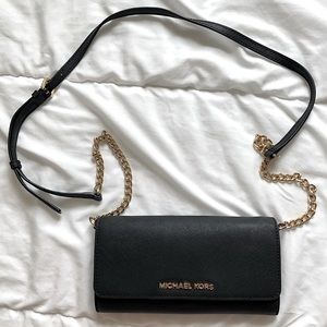 Michael Kors Crossbody Chain Wallet
